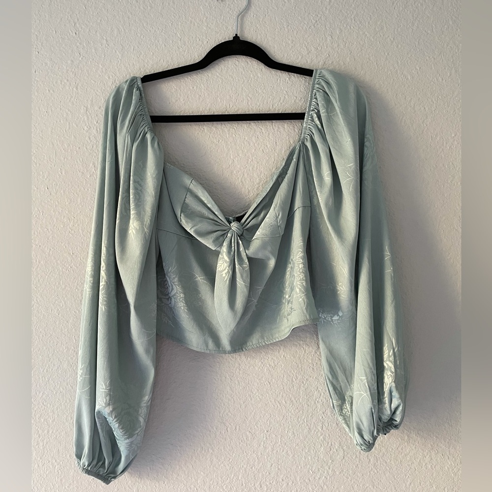 In the style long sleeve blouse size 6 (10 uk)